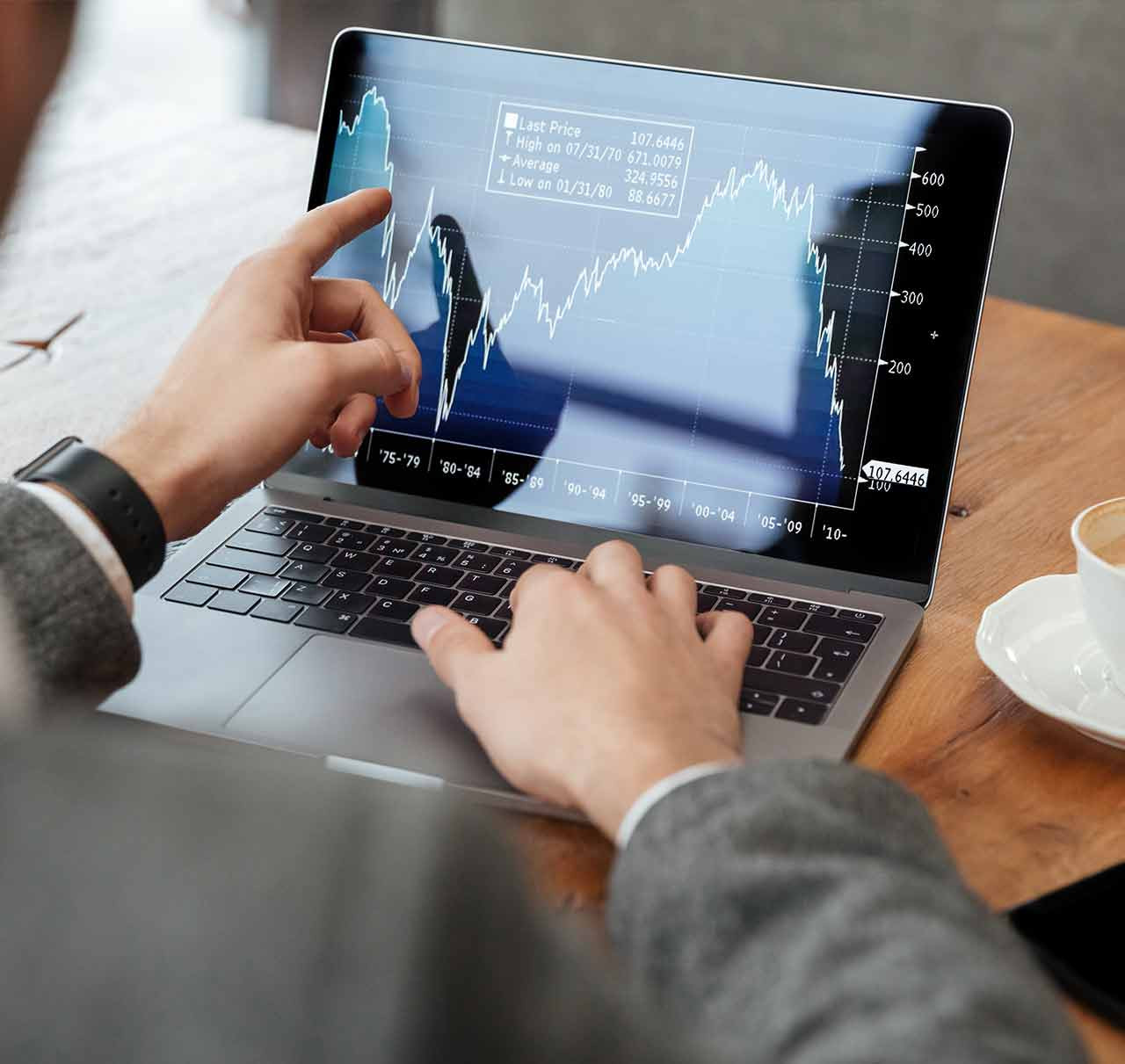 Ponúkame vám flexibilné možnosti financovania, odborné poradenstvo a individuálny prístup, aby sa Váš developerský projekt stal úspešnou a výnosnou investíciou.