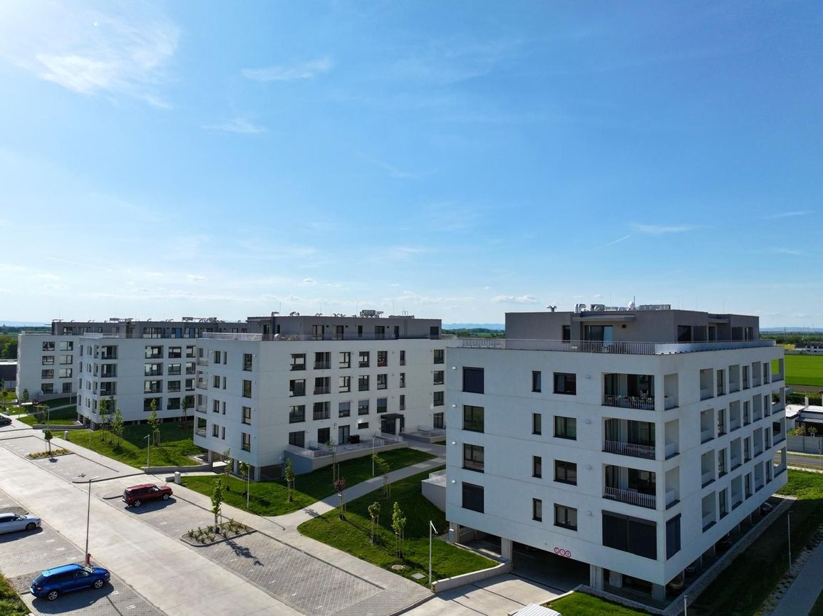 LEVELREAL | Na prenájom 2-izbový byt v Seredi - Cisárky