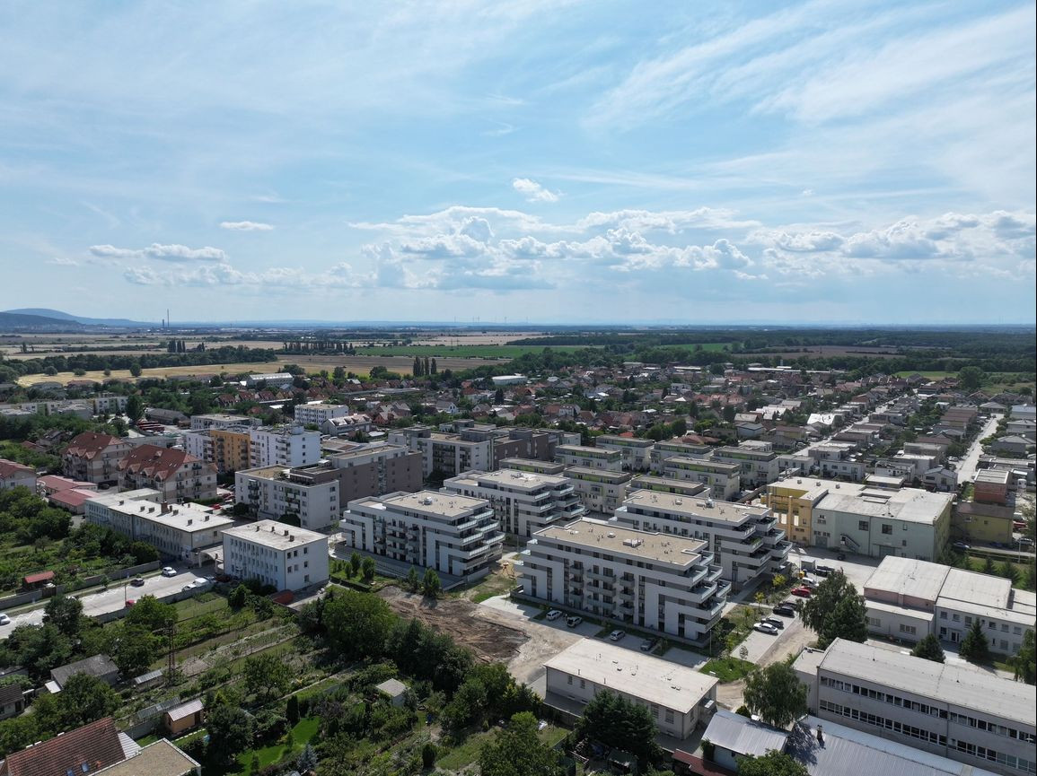 EXKLUZIVNE NA PREDAJ od DEVELOPERA posledný 3 IZBOVÝ BYT na 1.NP s velkorysou terasou - C5