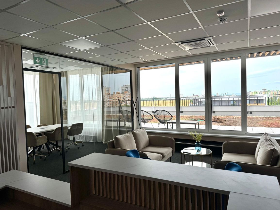 LEVELREAL | OC ISLAND - Na prenájom kancelárske priestory