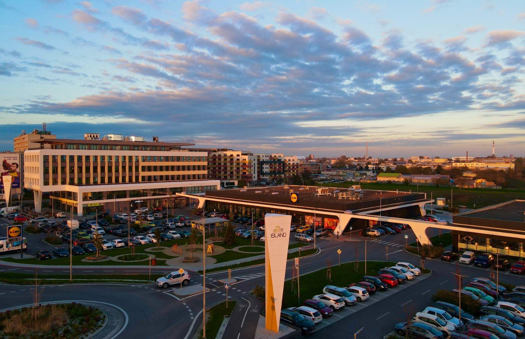 LEVELREAL | OC ISLAND - Na prenájom skladové priestory v Trnave