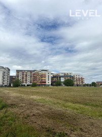 Prenájom pozemku pri OC ISLAND Trnava – vhodné na podujatia