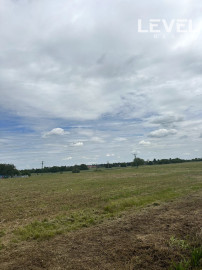 Prenájom pozemku pri OC ISLAND Trnava – vhodné na podujatia