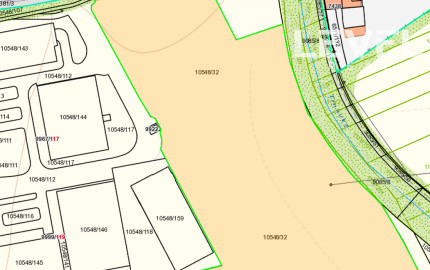 Prenájom pozemku pri OC ISLAND Trnava – vhodné na podujatia