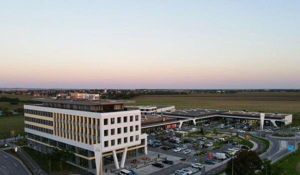 LEVELREAL | OC ISLAND - Na prenájom lukratívny obchodný priestor