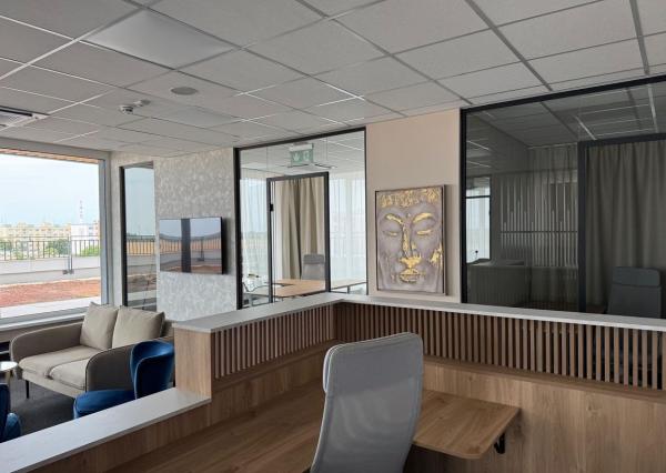 LEVELREAL | OC ISLAND - Na prenájom kancelárske priestory