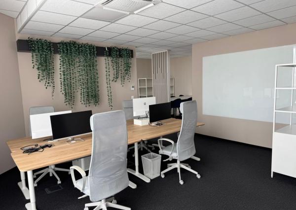 LEVELREAL | OC ISLAND - Na prenájom kancelárske priestory