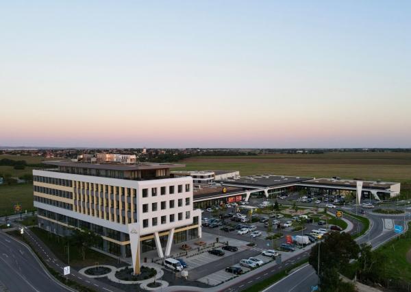 LEVELREAL | OC ISLAND - Na prenájom lukratívny obchodný priestor